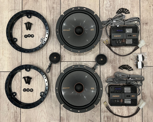 KICKER CSS674 スタンダード樹脂バッフル仕様