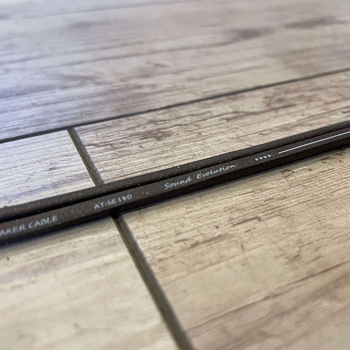 LOGONオリジナルダイレクト配線用ケーブル