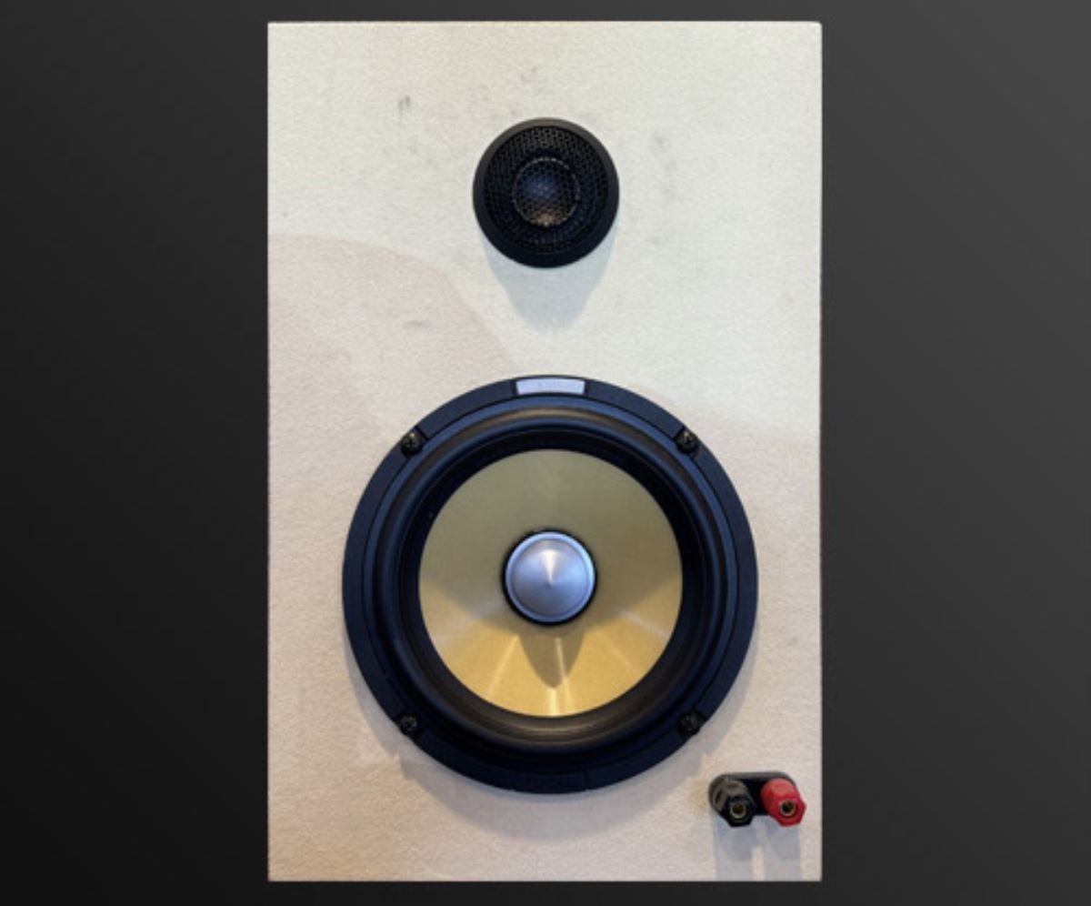 {"ja":"ES 165 KX2E","en":"ES 165 KX2E","zh":"ES 165 KX2E"}