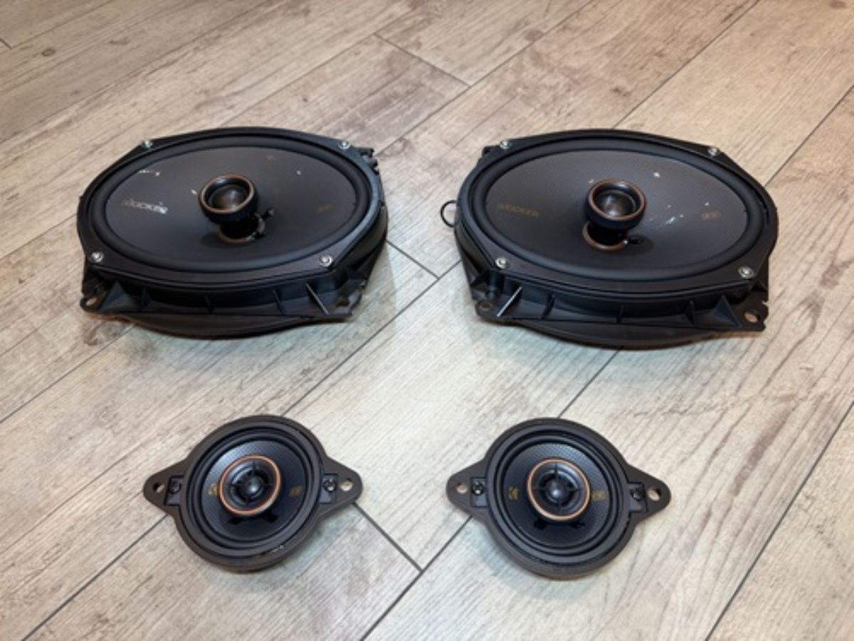 クラウンクロスオーバー専用スピーカーキット OGPAA-CRW2