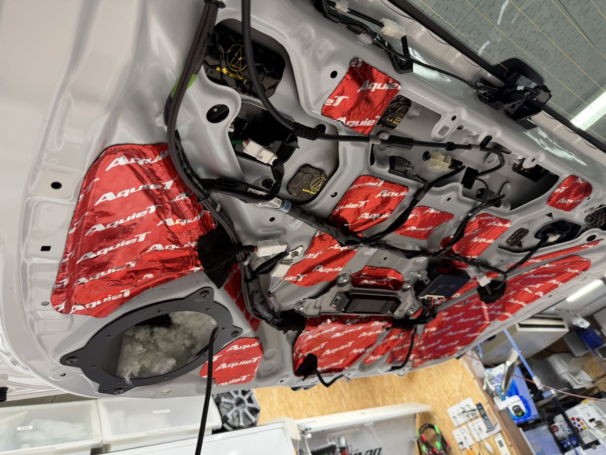 オリジナルデッドニングステージ2リアゲート